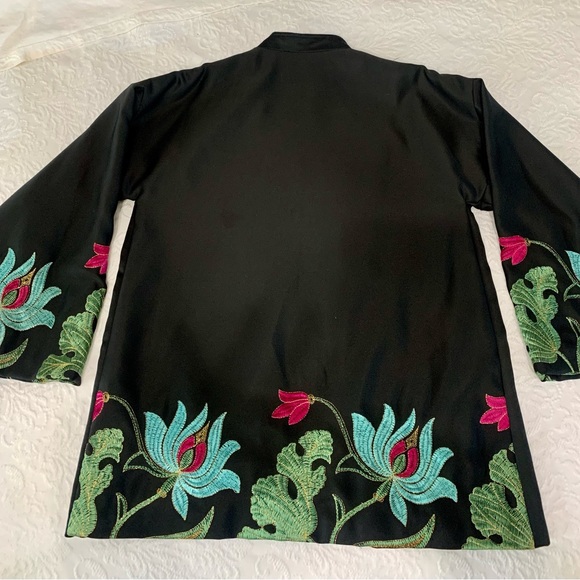 ALBERT CAPRARO Vintage 70’s Embroidered Blazer / Jacket with a Wide Sleeve. - Picture 6 of 10